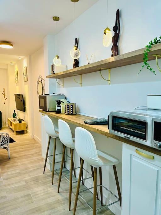 Ferienwohnung New Luxurious Studio With Patio/Center Málaga Exterior foto